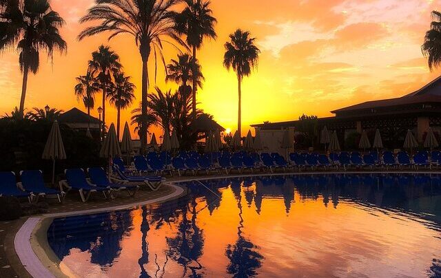 tenerife aftensol palmer pool ferie